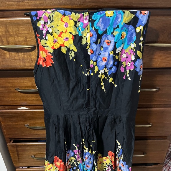 Black and floral cotton fit and flare dress - Picture 3 of 3